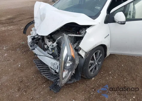 2018 Toyota Prius C Two из США, поврежденный, VIN JTDKDTB39J1612909